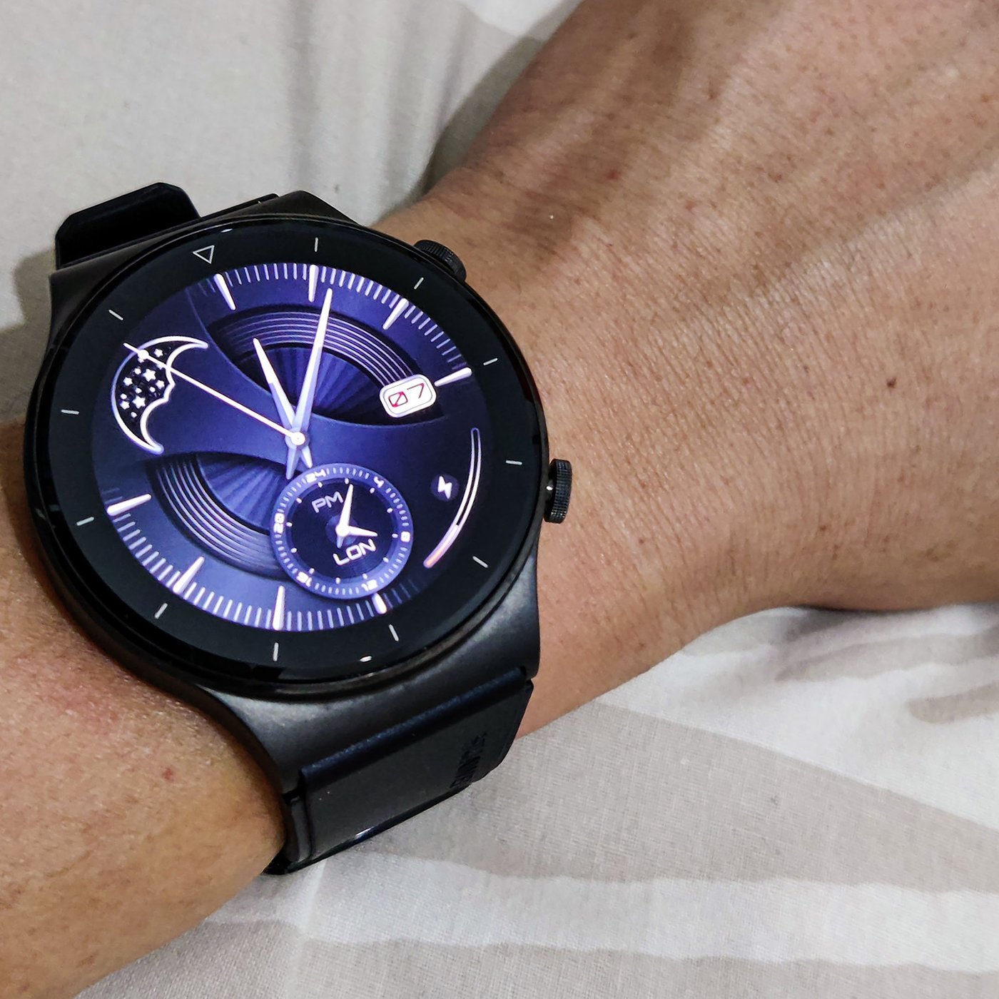 Huawei Watch GT2 Pro review a handsome gender neutral watch