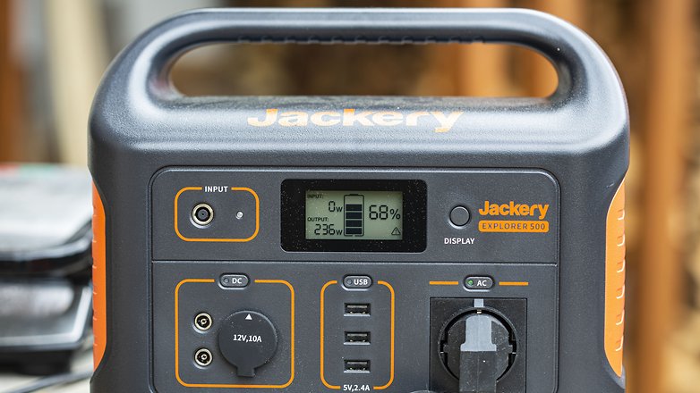 Test du Jackery Solar Generator 500: Un générateur solaire et