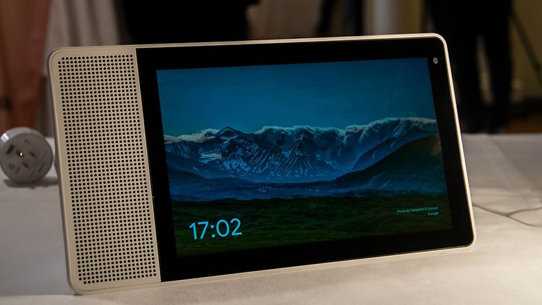 AndroidPIT lenovo smart display front