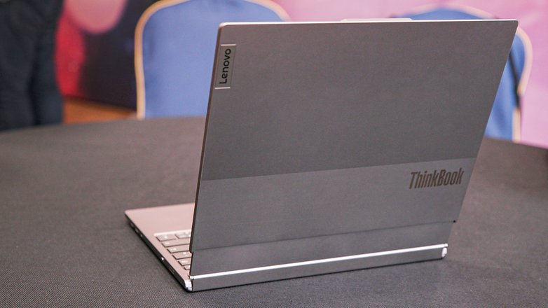 Lenovo notebook with rollable display