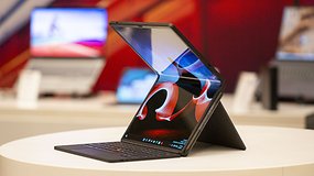 Prise en main du Lenovo ThinkPad X1 Fold: Une méga-tablette pliable