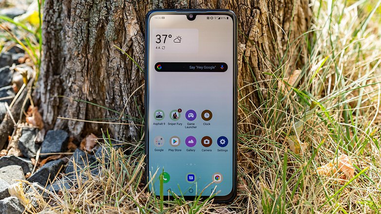 AndroidPIT lg g8x thinq front2