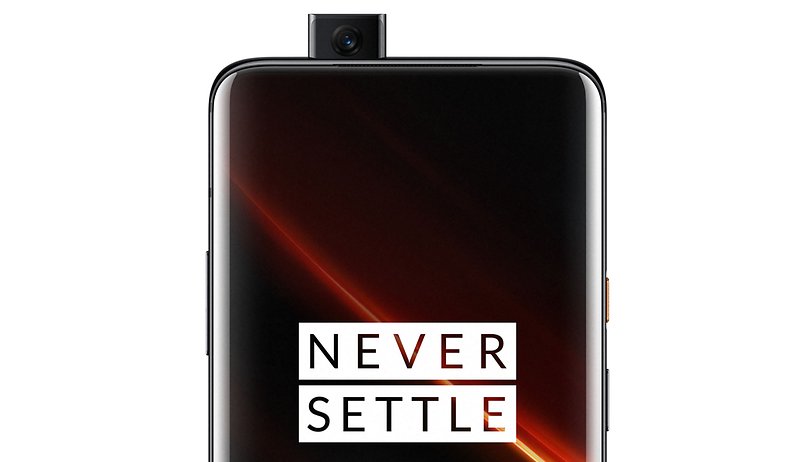 apit oneplus 7t pro mclaren edition camera top display