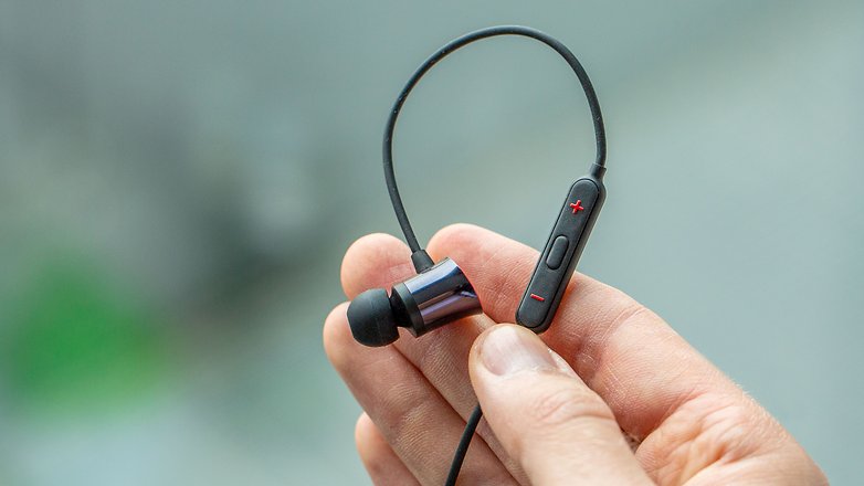 AndroidPIT OnePlus Bullets Wireless remote2