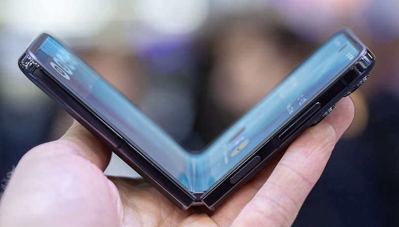 Galaxy Z Fold 5:s gångjärn är inte tufft som sin rival, men det har en stor fördel