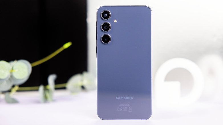 You might mistake the Samsung Galaxy A55 as a S series handset from the back.