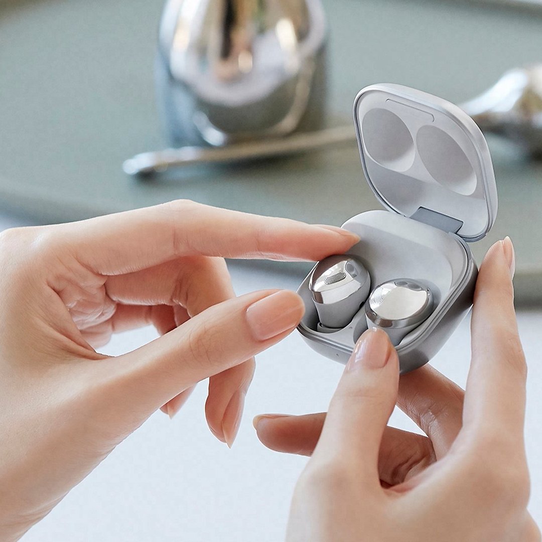 Silver samsung galaxy buds online