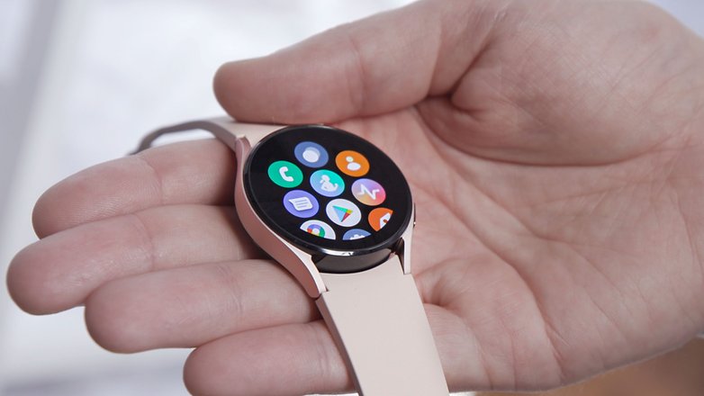 Dá para usar o Galaxy Watch com qualquer celular Android? - Canaltech