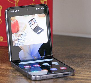 Prise en main du Samsung Galaxy Z Flip 4: La même recette gagnante