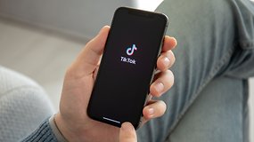 TikTok conferma di essere pronta a produrre uno smartphone