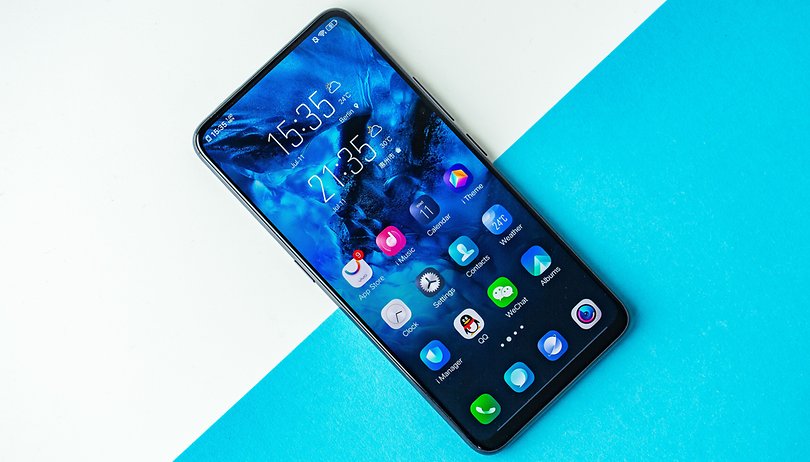 Android 11 Update available for Vivo S1. Vivo V15 Pro (Greyscale Test)