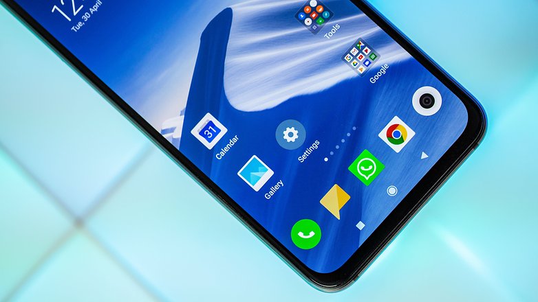 Xiaomi Mi 9 SE review