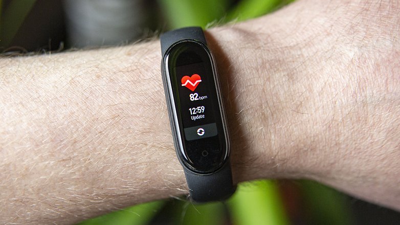 NextPit xiaomi mi band 5 heart rate