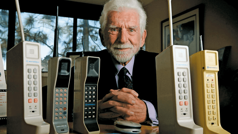 Cell phone pioneer Martin Cooper
