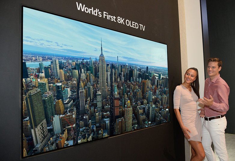 LGE 8K OLED телевизор