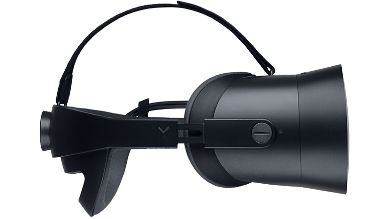 2019 02 20 vr1 in the box headset a74bde97 1280
