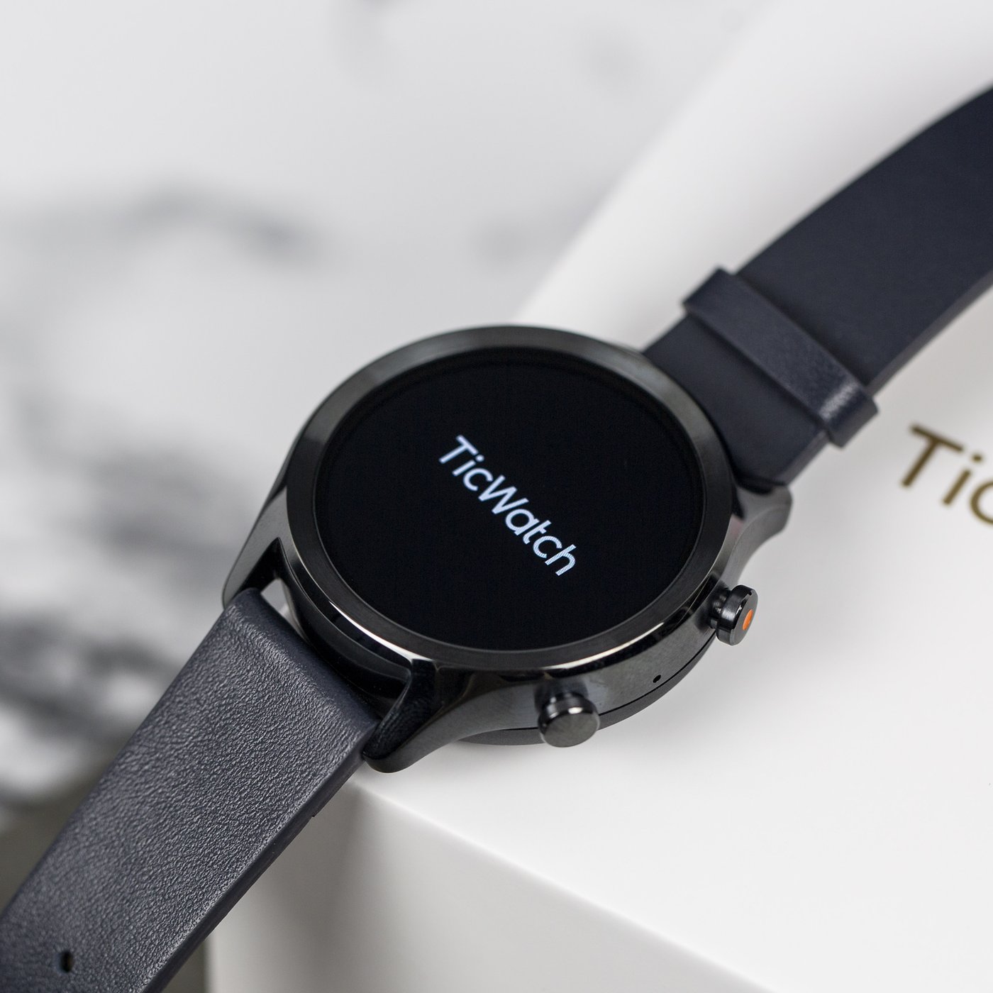 Review ticwatch c2 online