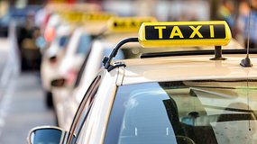 Taxi vs Uber : il ne peut en rester qu'un ?