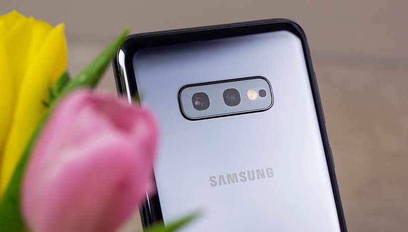 samsung galaxy s10e 03