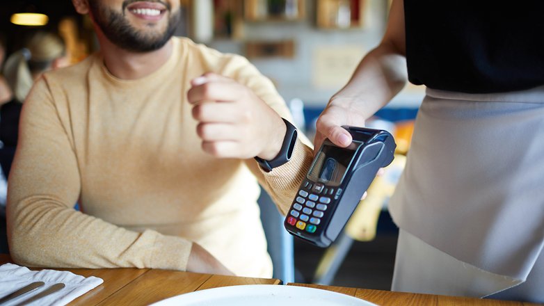 smartwatch-payment-pay