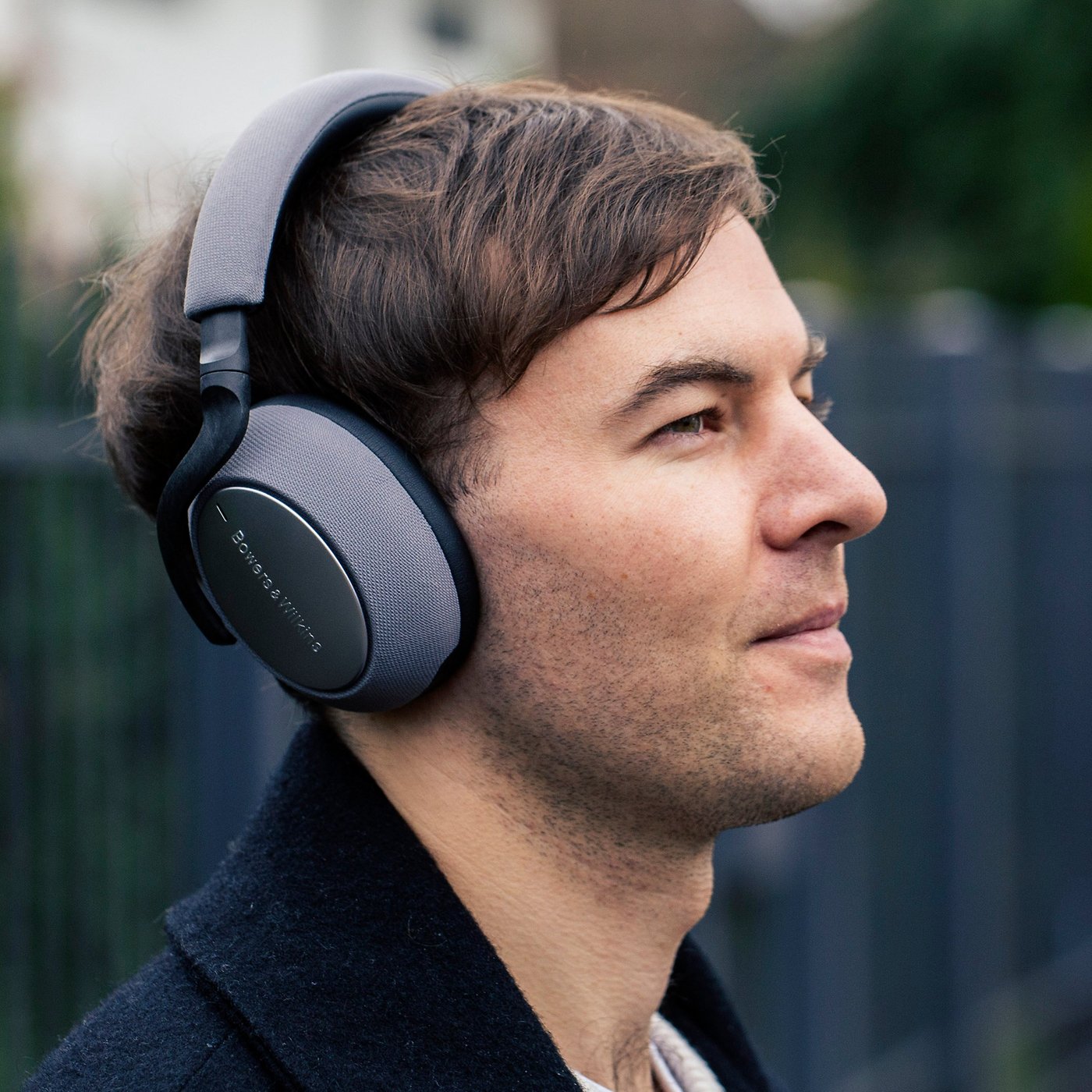 Bowers and offers wilkins headphones px7