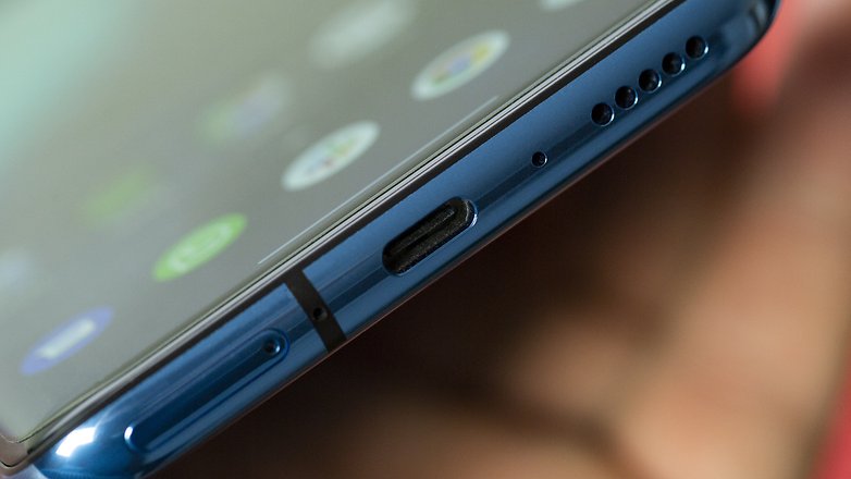 AndroidPIT OnePlus 7T Pro Port