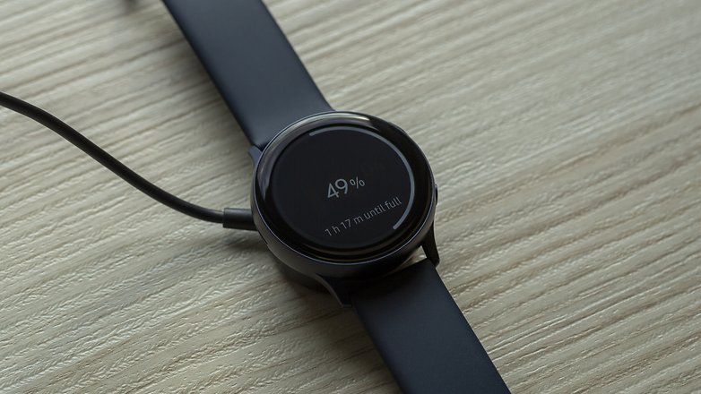 AndroidPIT Samsung Galaxy Watch Active2 Charging