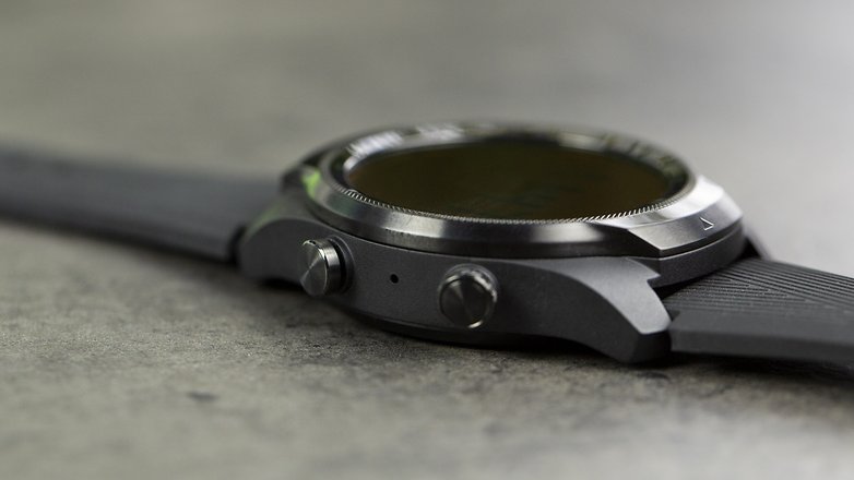 AndroidPIT Ticwatch Pro 4G LTE Buttons