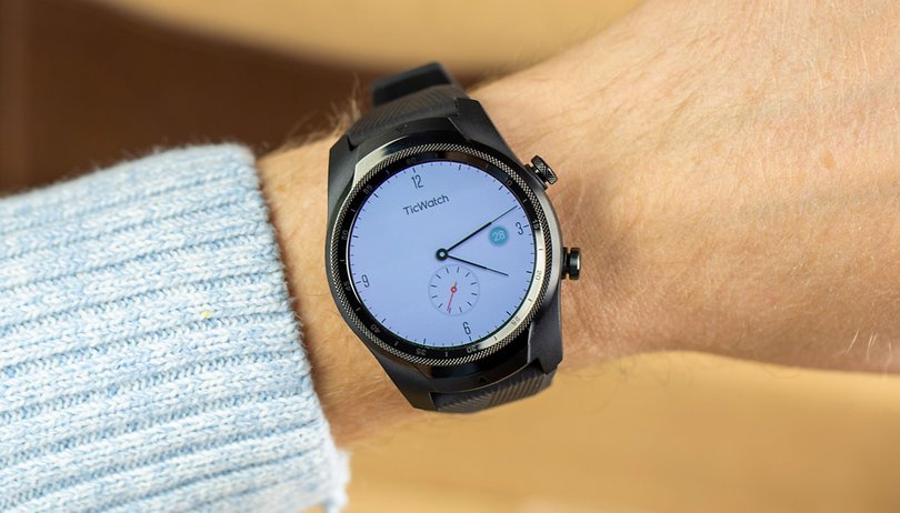 TicWatch Pro 4G review a solid option in a small market