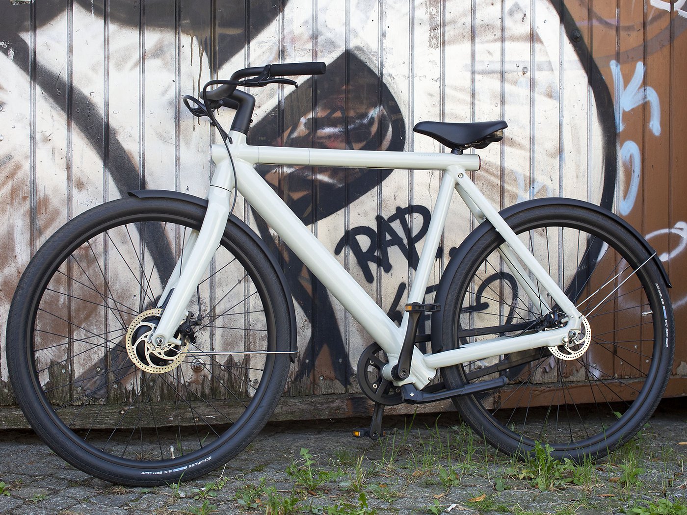 VanMoof Electrified S2 e bike review the slick city cruiser