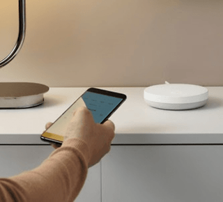Ikea Dirigera: Un nouveau hub pour mettre de l'ordre dans votre maison connectée