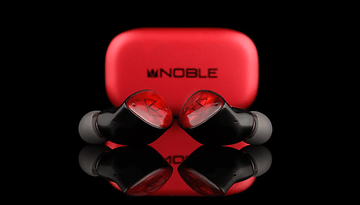 Noble Audio Fokus Amadeus In-Ear-Monitore mit rotem Etui.