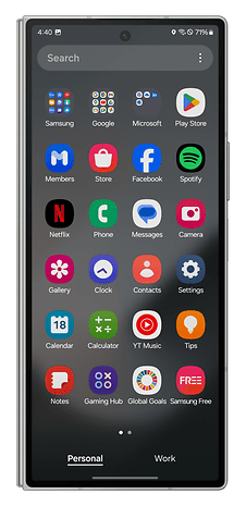 Screenshot of the Samsung Galaxy Z Fold 6's home screen.