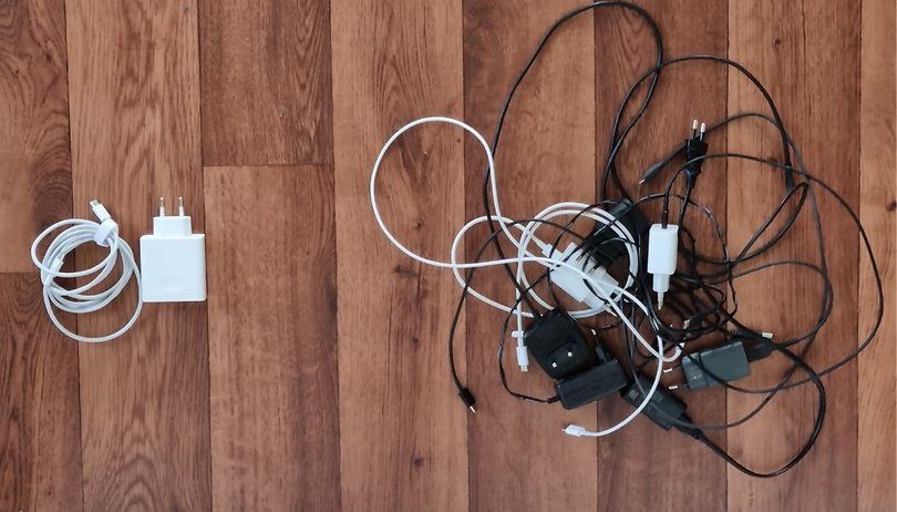universal charger vs multiple smartphone chargers