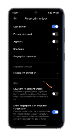 HyperOS screenshots on how to reduce the brightness of the fingerprint reader.