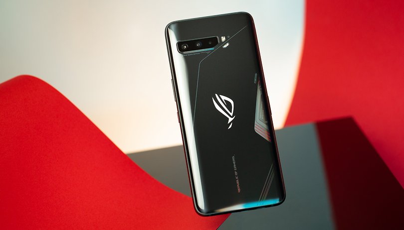 NextPit ASUS RoG Phone 3 back