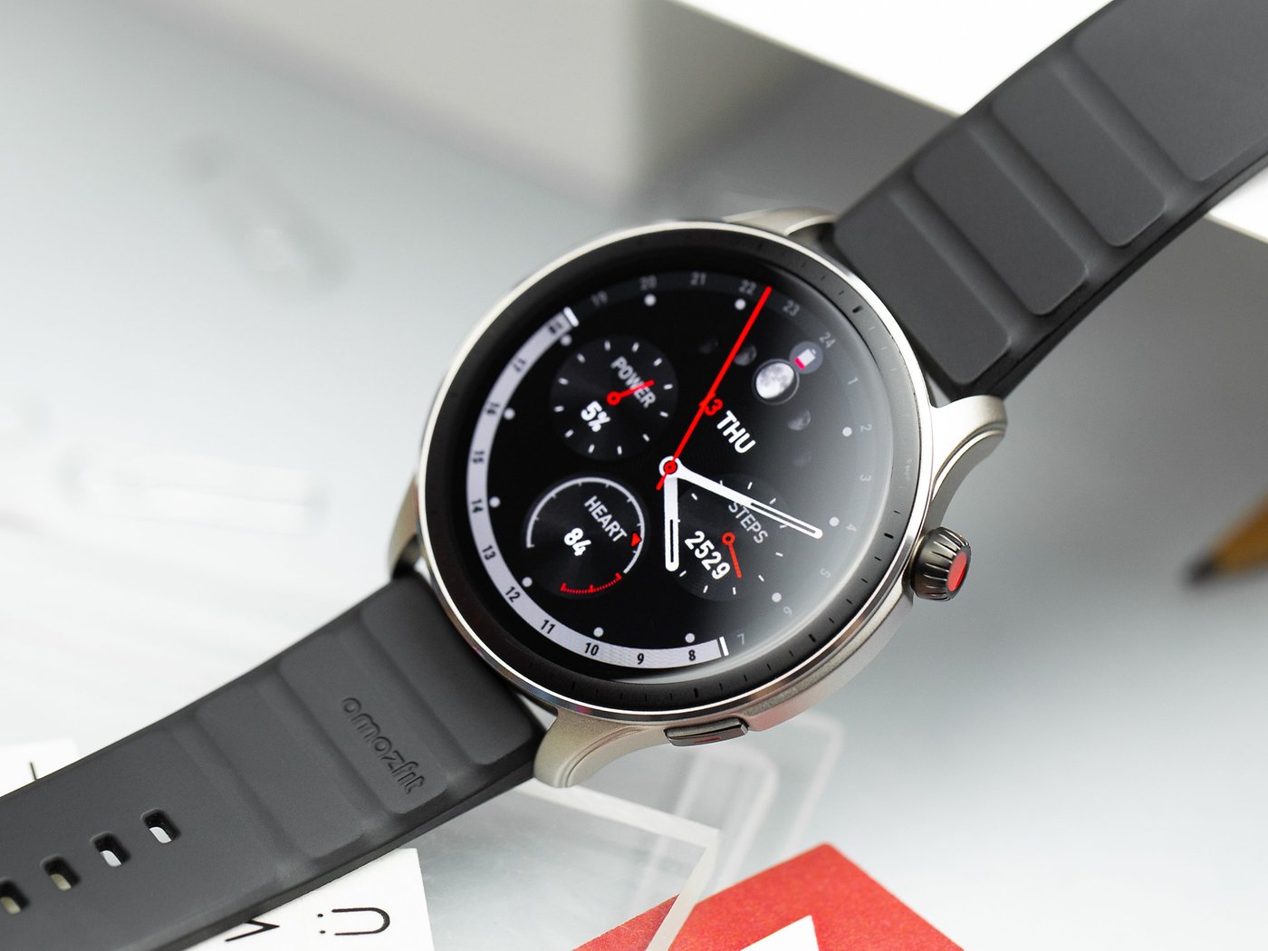 Amazfit Smartwatches erhalten KI Update Nie mehr Hey Google