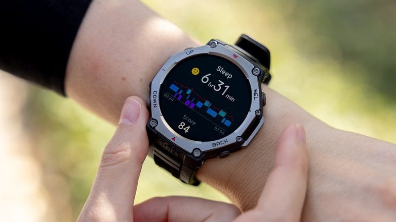 Des données de santé affichées sur l'écra de l'Amazfit T-Rex 3