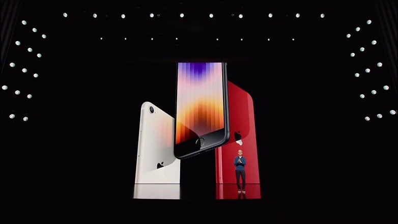 iPhone SE 2022 presentation on stage