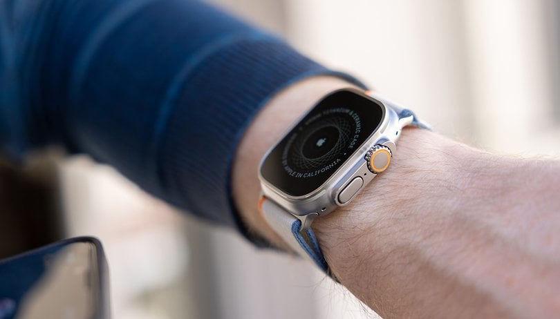 nextpit Apple Watch Ultra 2 Side Test