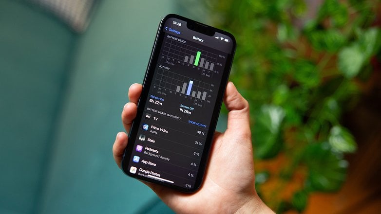Batterie-App des iPhone 13.