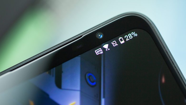 NextPit Asus ROG Phone 5 front camera