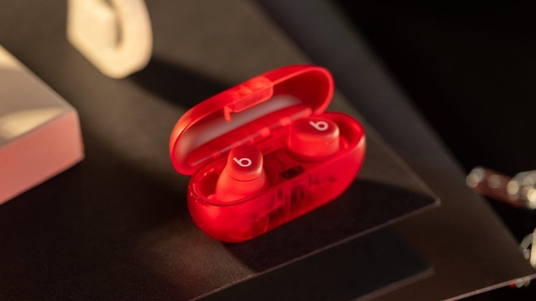 Always place the Beats Solo Buds in the case before pairing.