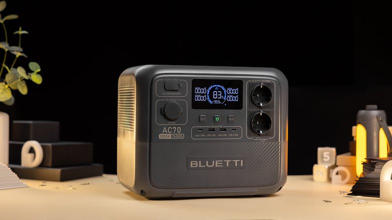 Bluetti AC70 Front