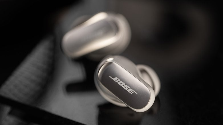 Les écouteurs Bose QuietComfort Ultra Earbuds vus de face
