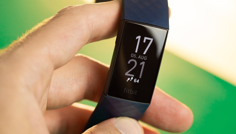 Fitbit Charge 4 review: Beautiful and expensive | nextpit