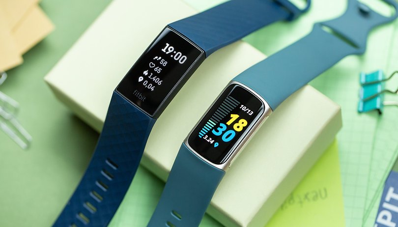 NextPit Fitbit Charge 5 vs 4