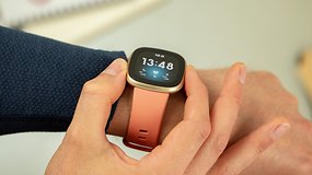 Fitbit Versa 3 im Test: tolle Sport-Smartwatch mit zwei Haken