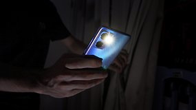Android Secrets: Double tap flashlight: Here's how on each Android phone