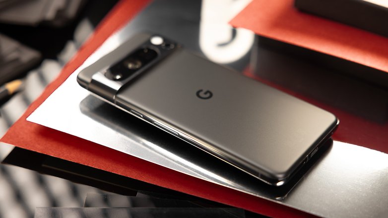 Google Pixel 8 Pro back cover in detail Google Pixel 8 Pro back cover in detail